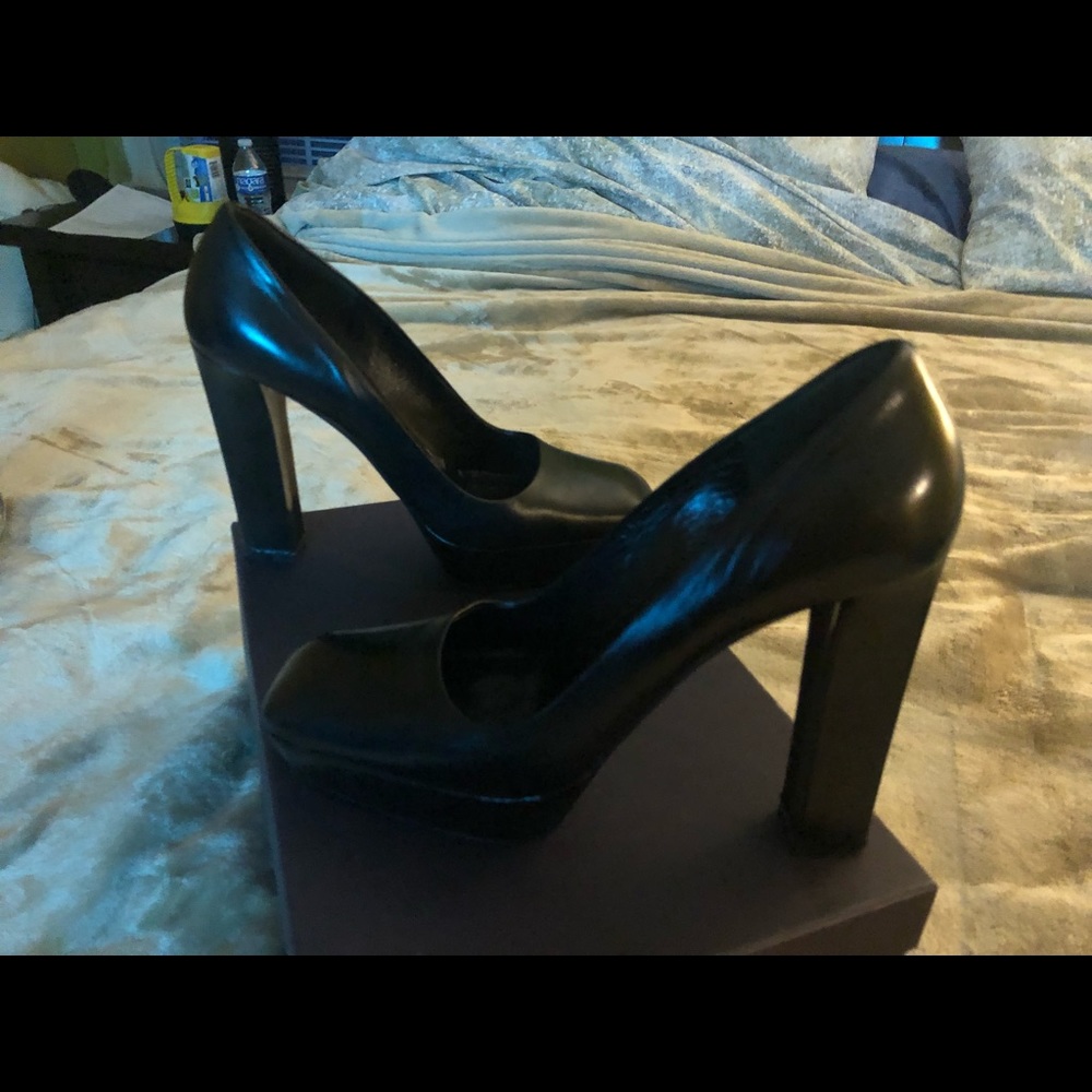 Prada pumps - Picture 5 of 6